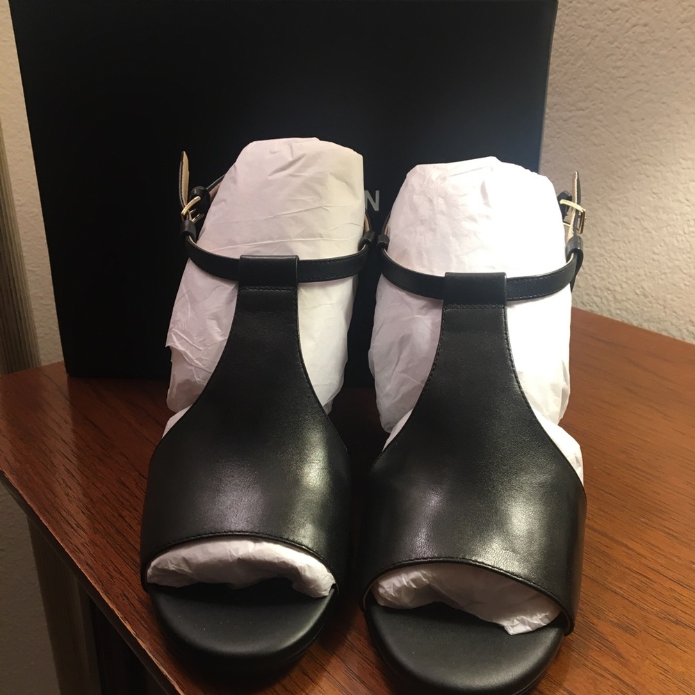 ‼️NIB‼️Cole Haan Black Leather Wedge Sandals